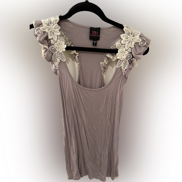 Bebe embroidered Blouse - Picture 1 of 4